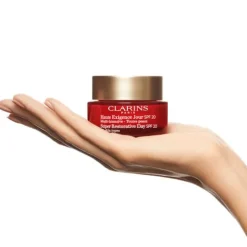 Clarins Moisturizers<Super Restorative Day Spf 20 - All Skin Types